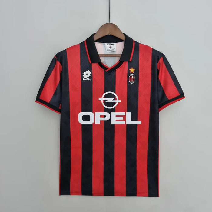 AC Milan 1995/96 Hjemmedrakt